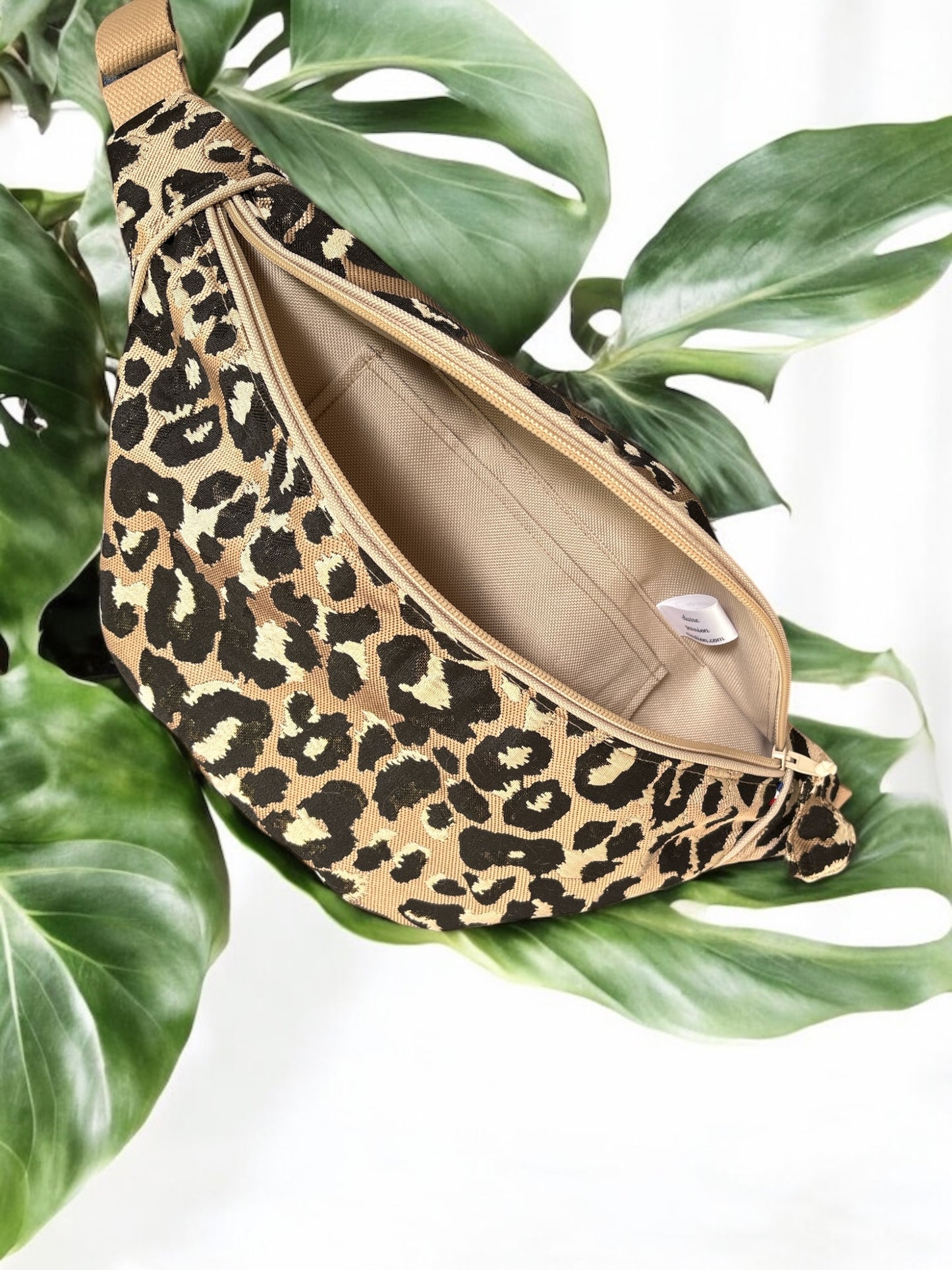 Sac Banane en Tissu jacquard leopard doré motif - 40x18 cm