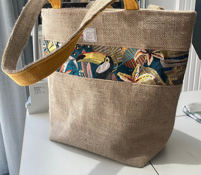 Sac cabas en toile de jute et jacquard savane -Piece unique-32x35x16 cm